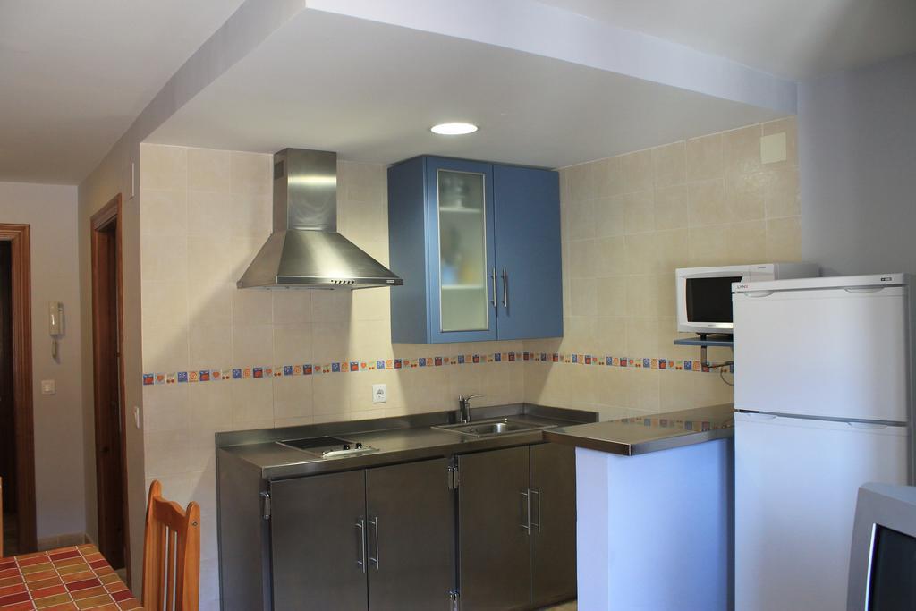 Apartamentos Turisticos Rosario Camarena de la Sierra Szoba fotó